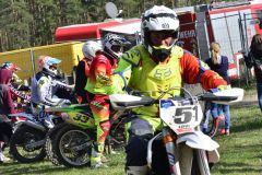 ama_320_20190406_1181493805